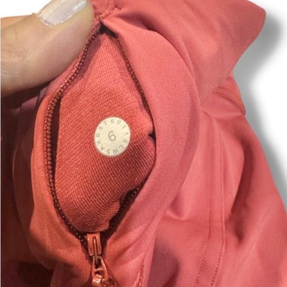 Lululemon Workout Leggings 7/8 Length - Picture 6 of 6